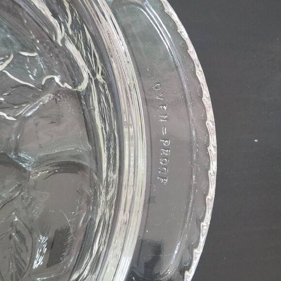 Vintage Glass Oven-Proof Pie Plate Round Serveware Glass Raised Fruit Design - Picture 2 of 7